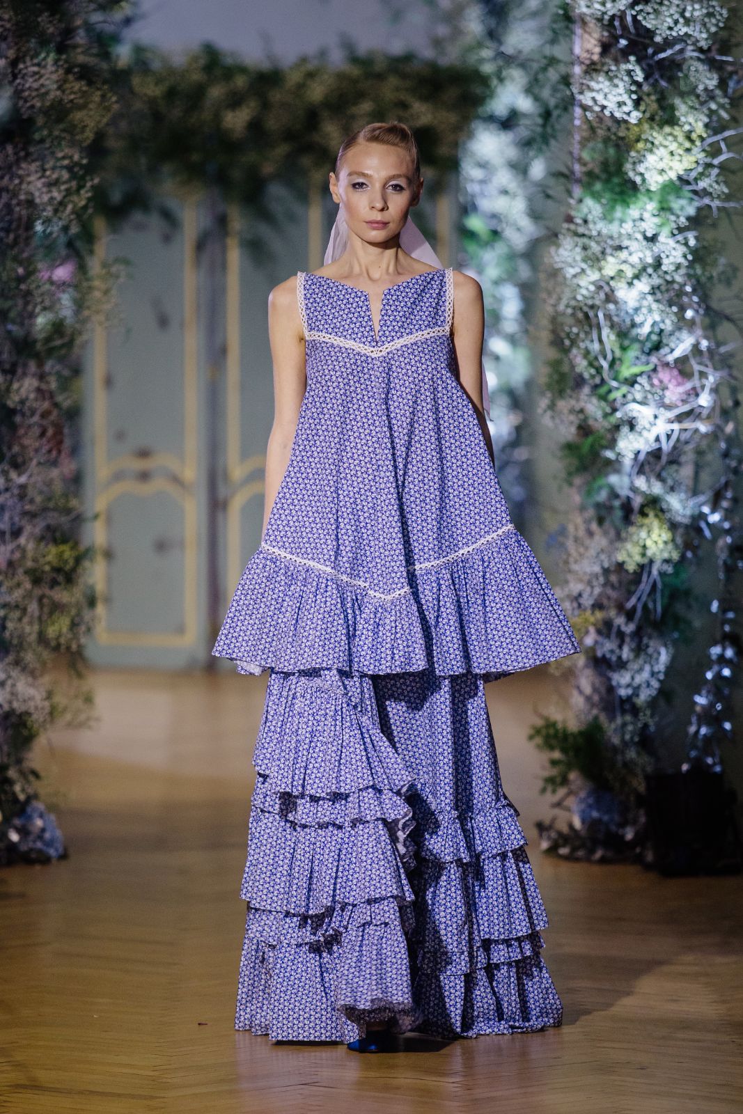 LFW SS19 show - Фото №17 LFW SS19 show - Фото №17