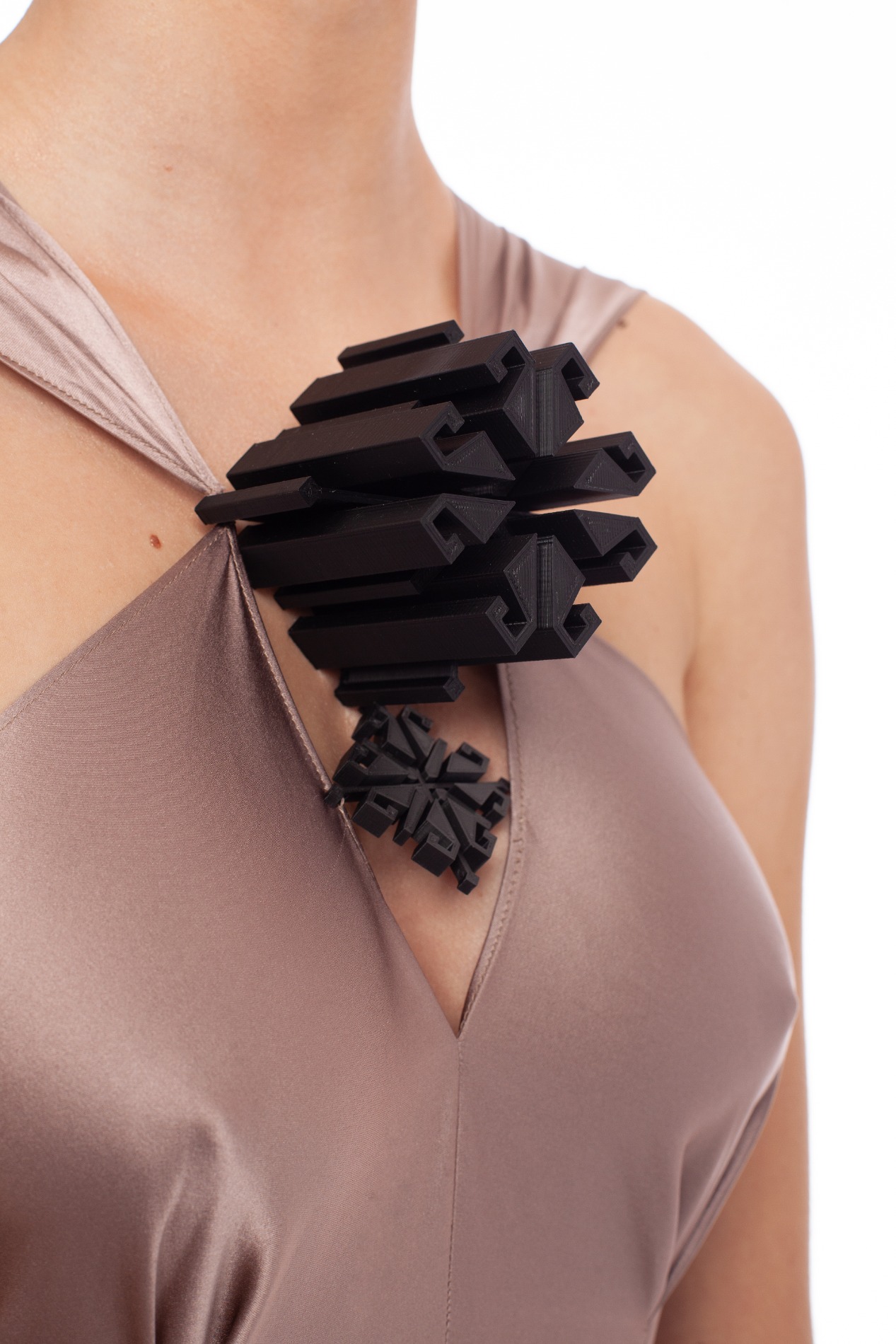 dress with 3D printed details (7001) - Фото №2